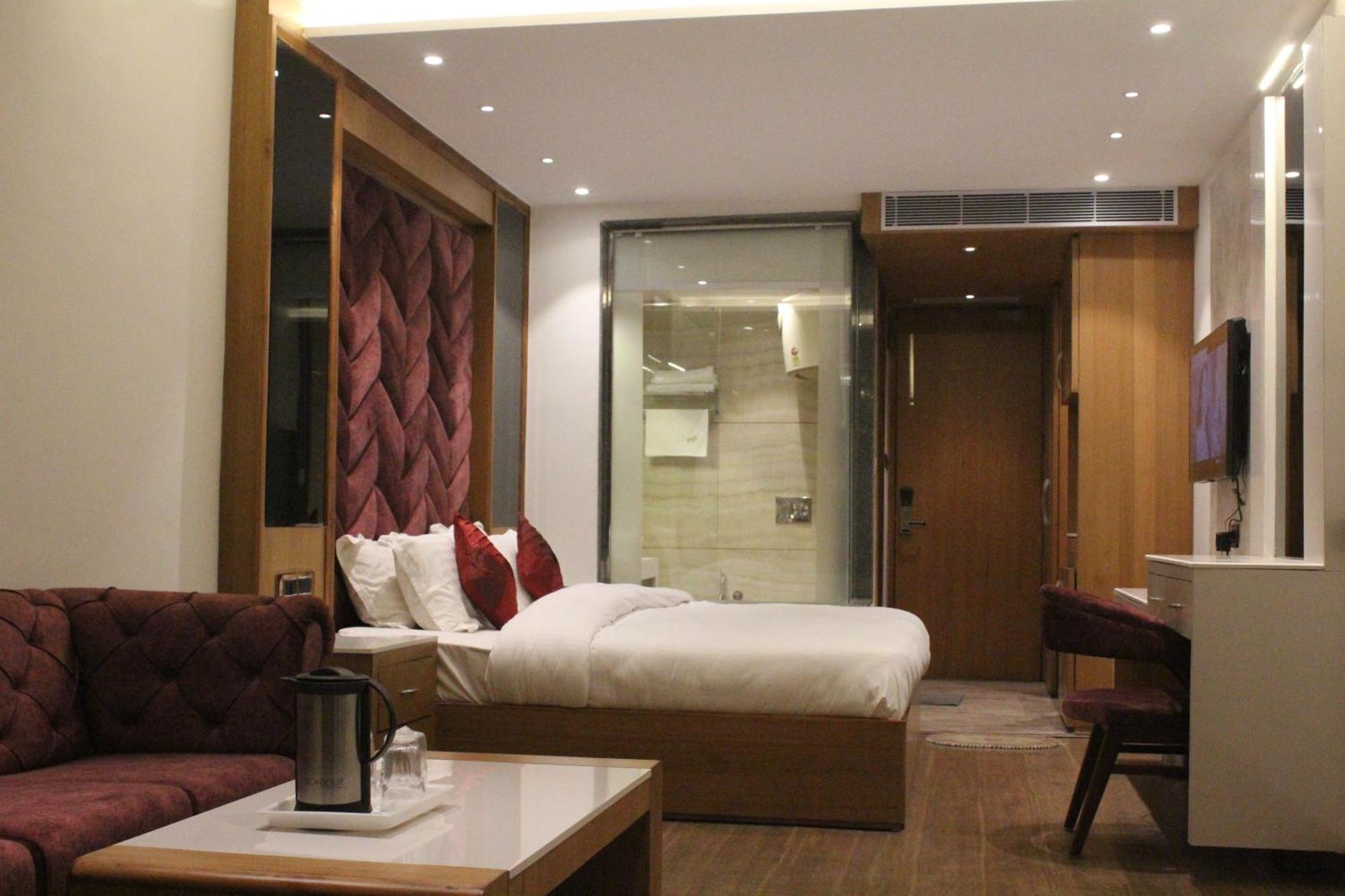 Sagrika Resort 댈하우지 외부 사진