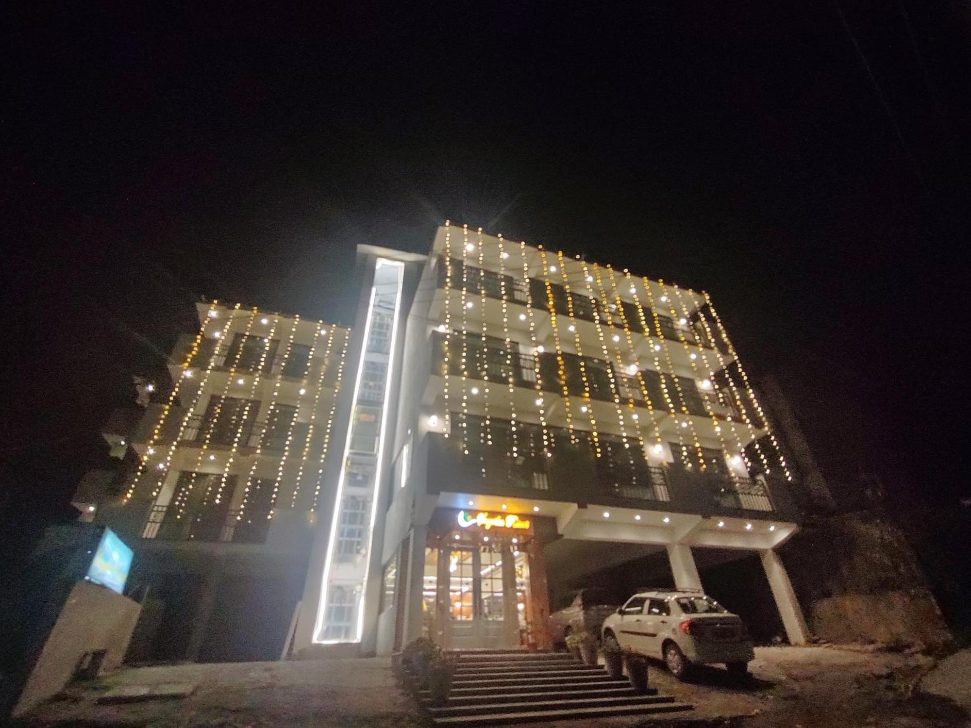 Sagrika Resort 댈하우지 외부 사진