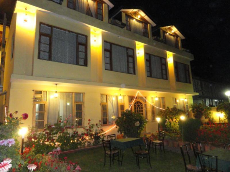 Sagrika Resort 댈하우지 외부 사진